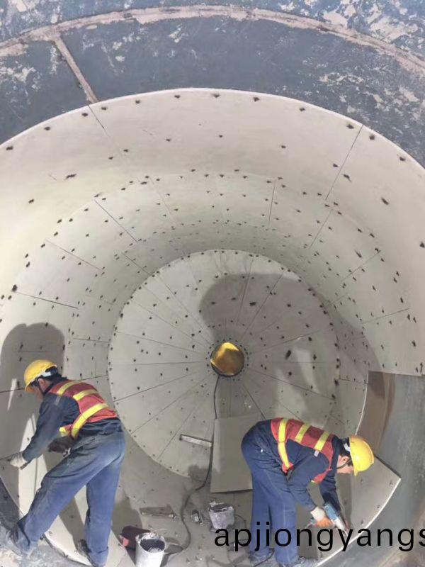 高分子煤倉(cāng)(cang)襯(chen)闆根據(jù)客戶(hù)需(xu)求所做的技(ji)術(shù)改進(jìn)(jin)